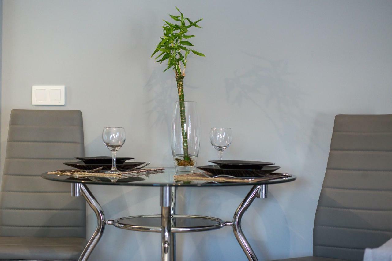 Apartman Leon & Rent A Quad マリ・ロシニュ エクステリア 写真